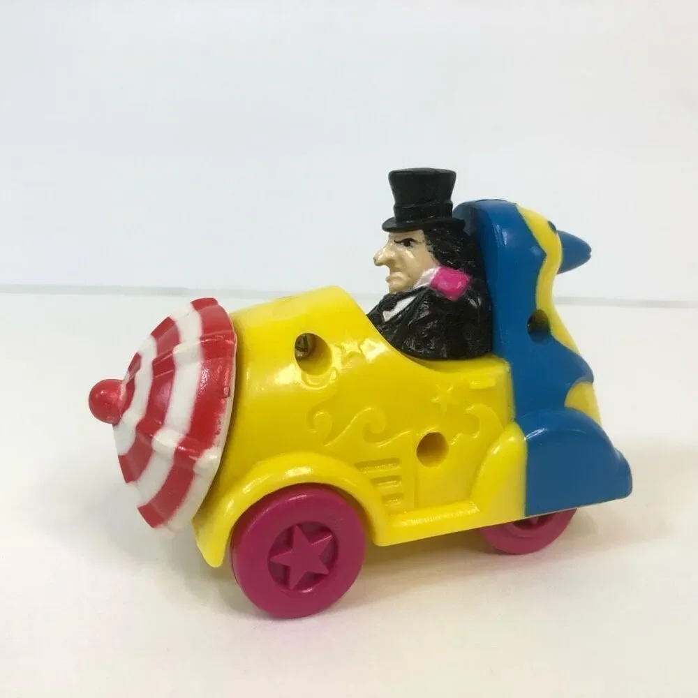 Vintage 1991 DC Comics The Penguin Batman Toy Car Figure‎ Yellow Blue Umbrella